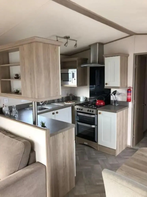 Bay View 37 Oceans Edge by PRL Lodge Hire