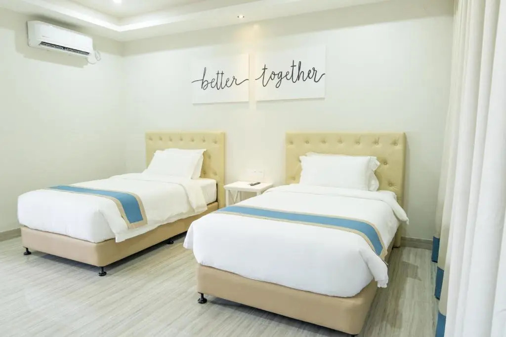 Hampton Suites