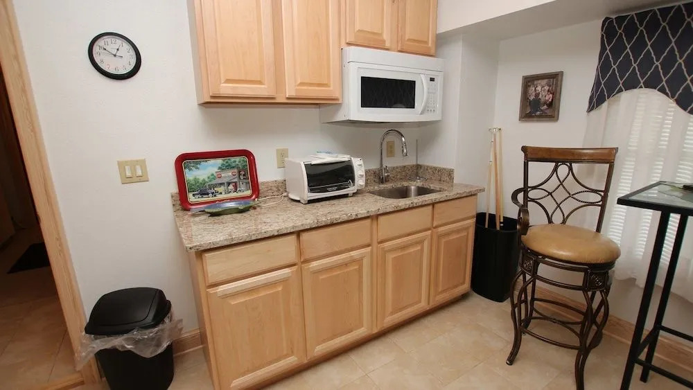 Kidz Escape - 6 Br Home