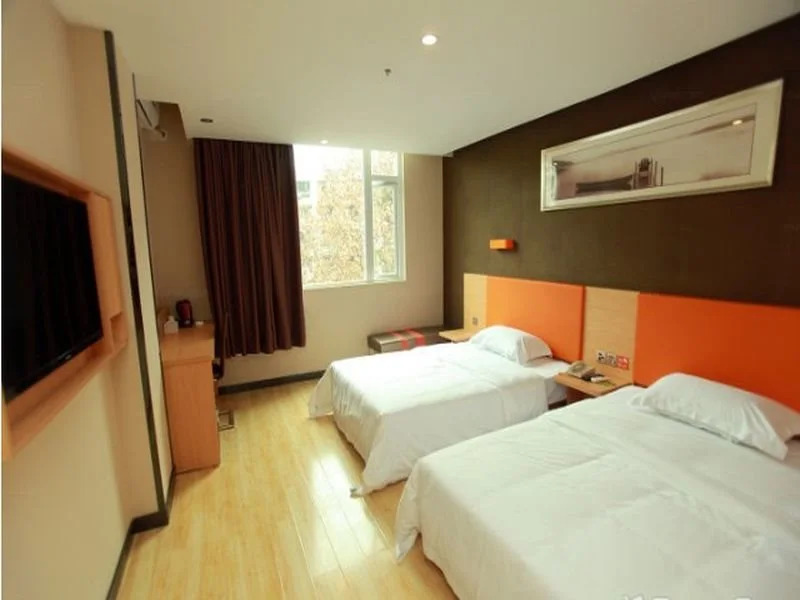7 Days Premium Chengdu Jiaotong University Shawan Convention and Exhibition Center Branch