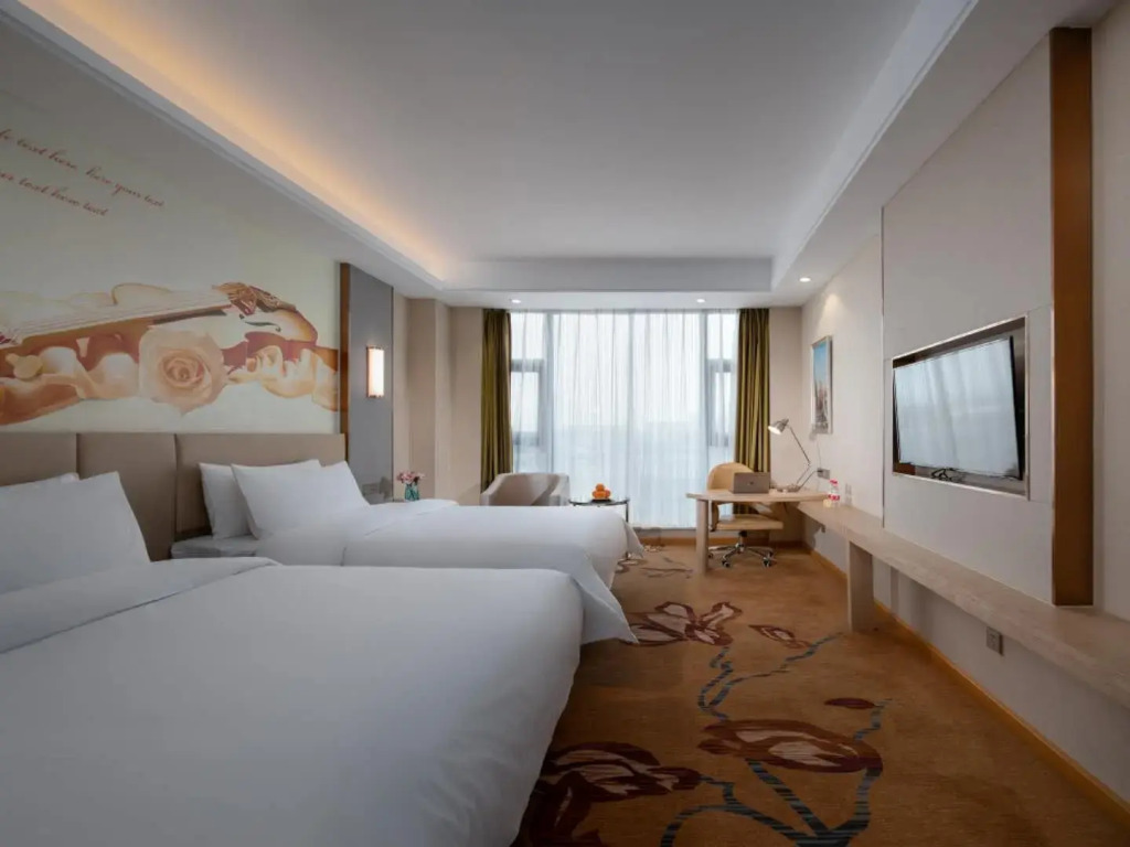 Vienna International Hotel (Chengdu Exhibition Center Zhonghe Metro Station)