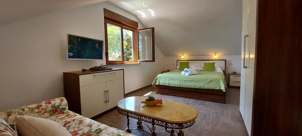 Kandarola Resort