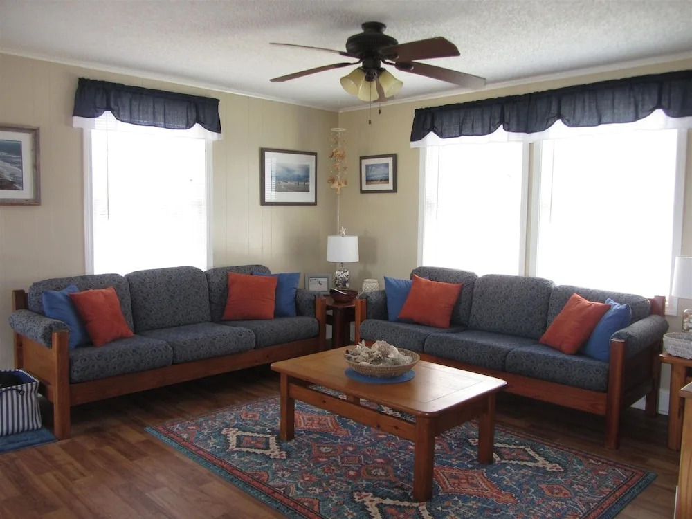 Marlin Darlin 2 Bedroom Cottage