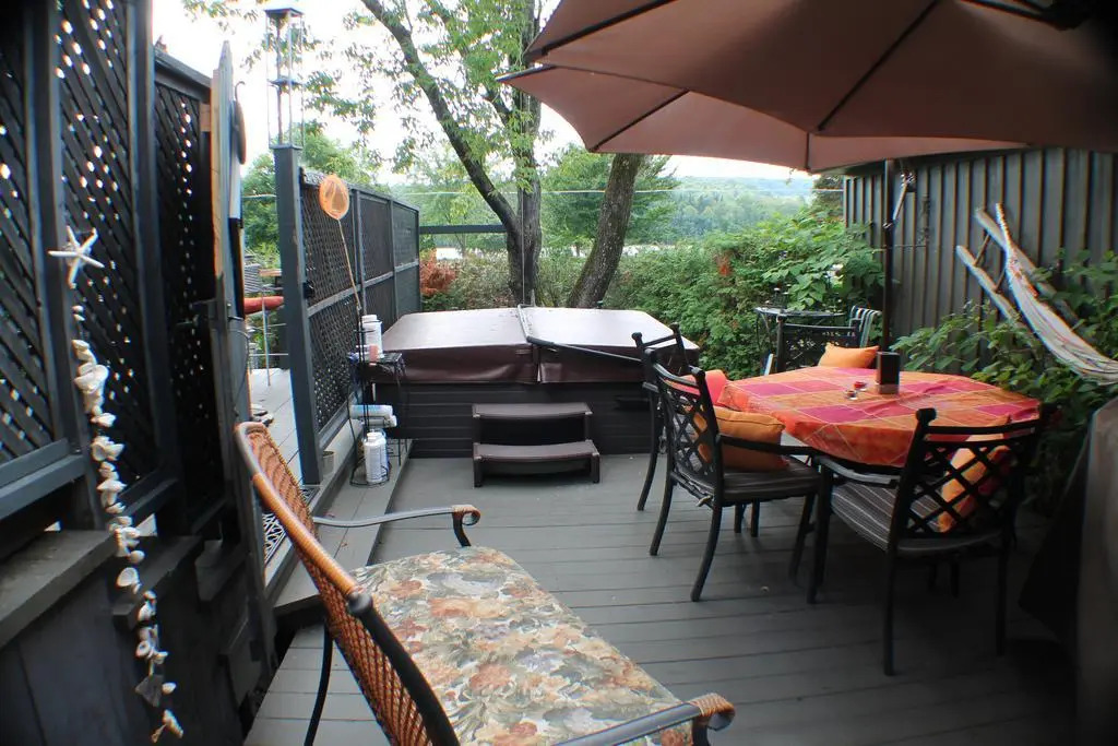 Le petit Manoir Spa et Vue sur rivière St Maurice