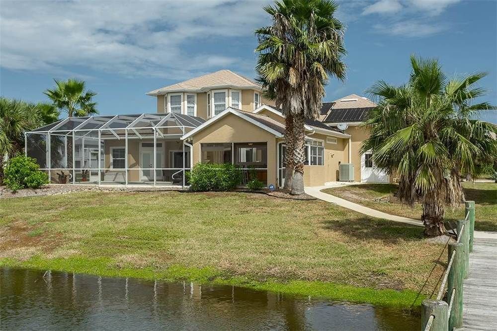 Seas the Day 3 Br Home by RedAwning