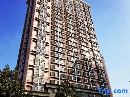 Ruili Yijing Homestay (Nongmo Lake Park)