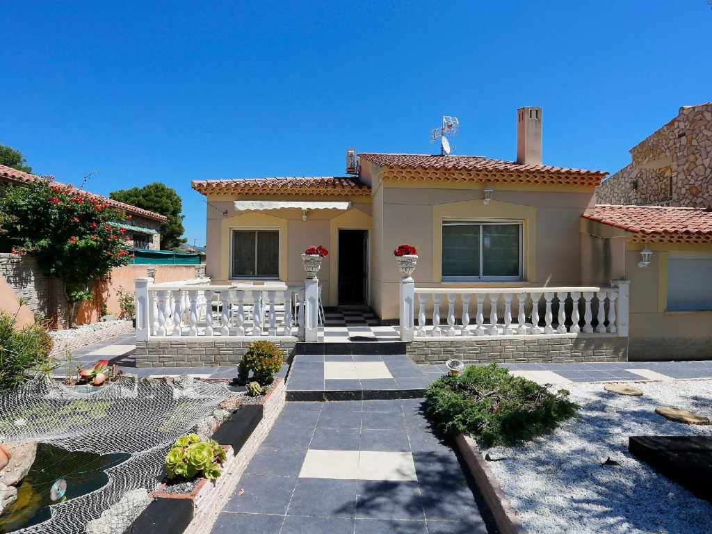 Leticia - Six Bedroom