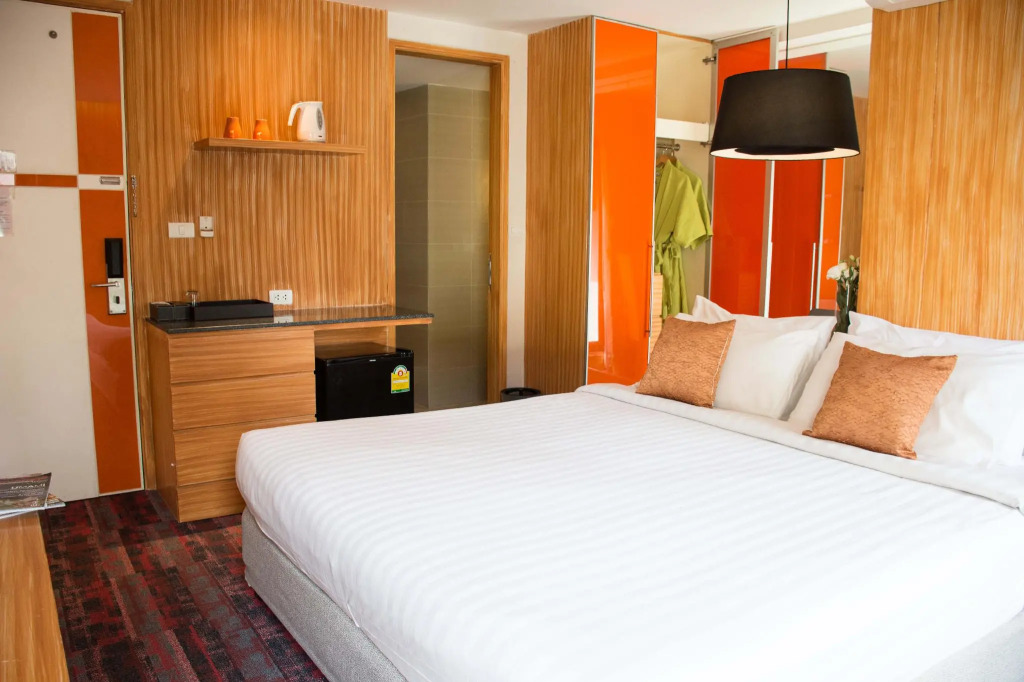 Tango Vibrant Living Hotel - SHA Extra Plus