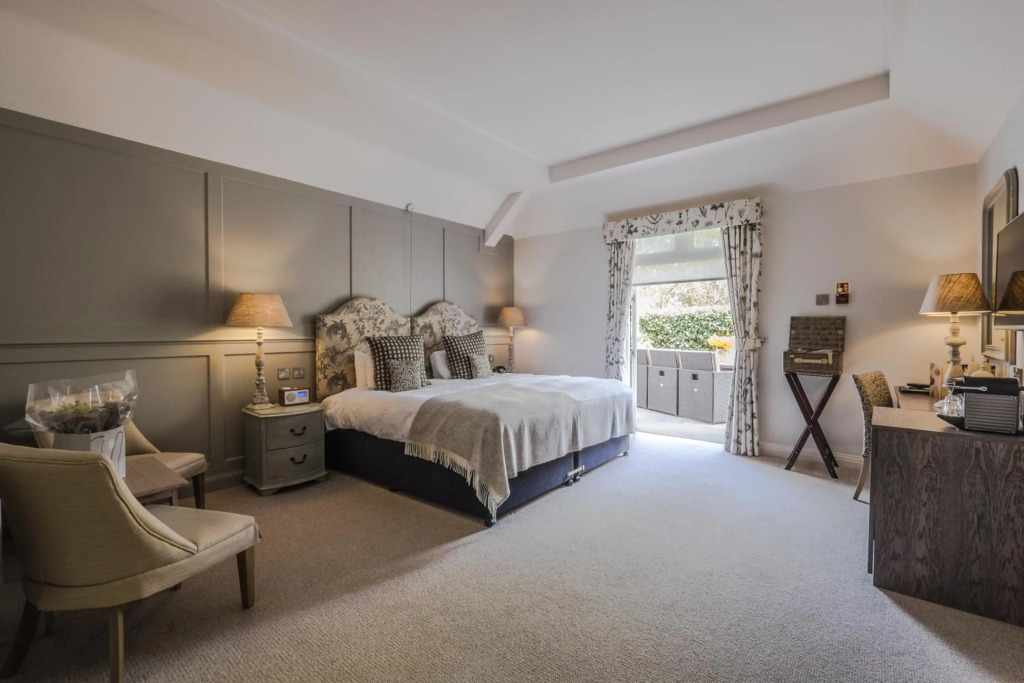 Coach & Horses Hotel
