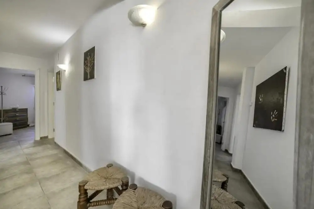 Villa - 4 Bedrooms with Pool and WiFi - 104963
