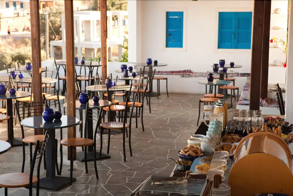 Alexandros Hotel