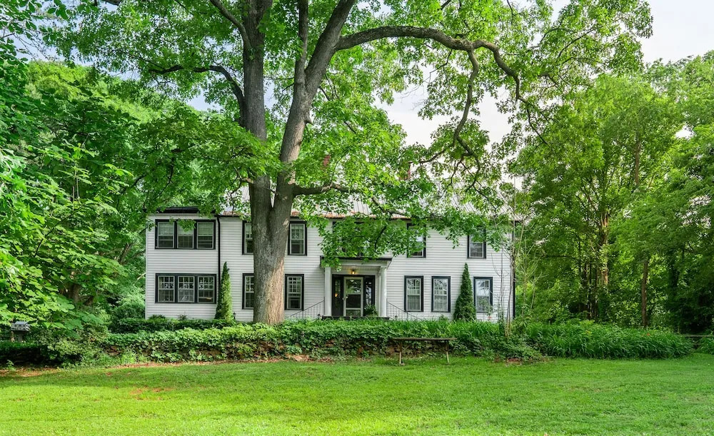 Black Mountain Inn