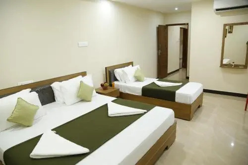 Hotel New Amirtham inn
