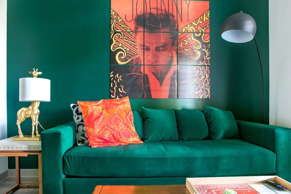 1BR2BR Downtown Austin byWanderjaunt