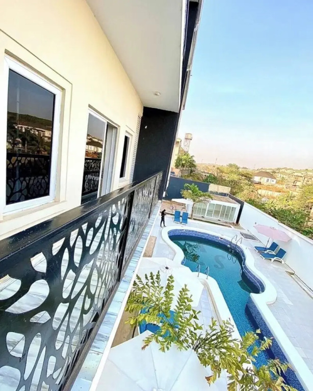 Alim Luxury Apartments