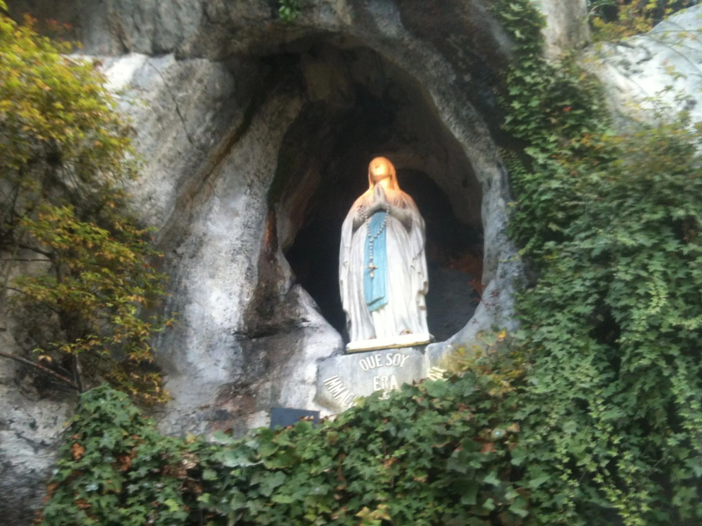 Greet Lourdes Centre Pyrenees