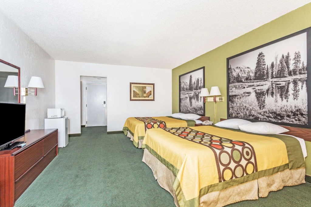 Super 8 Wendover