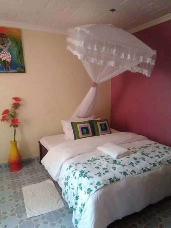 Elsam Mariot guest House