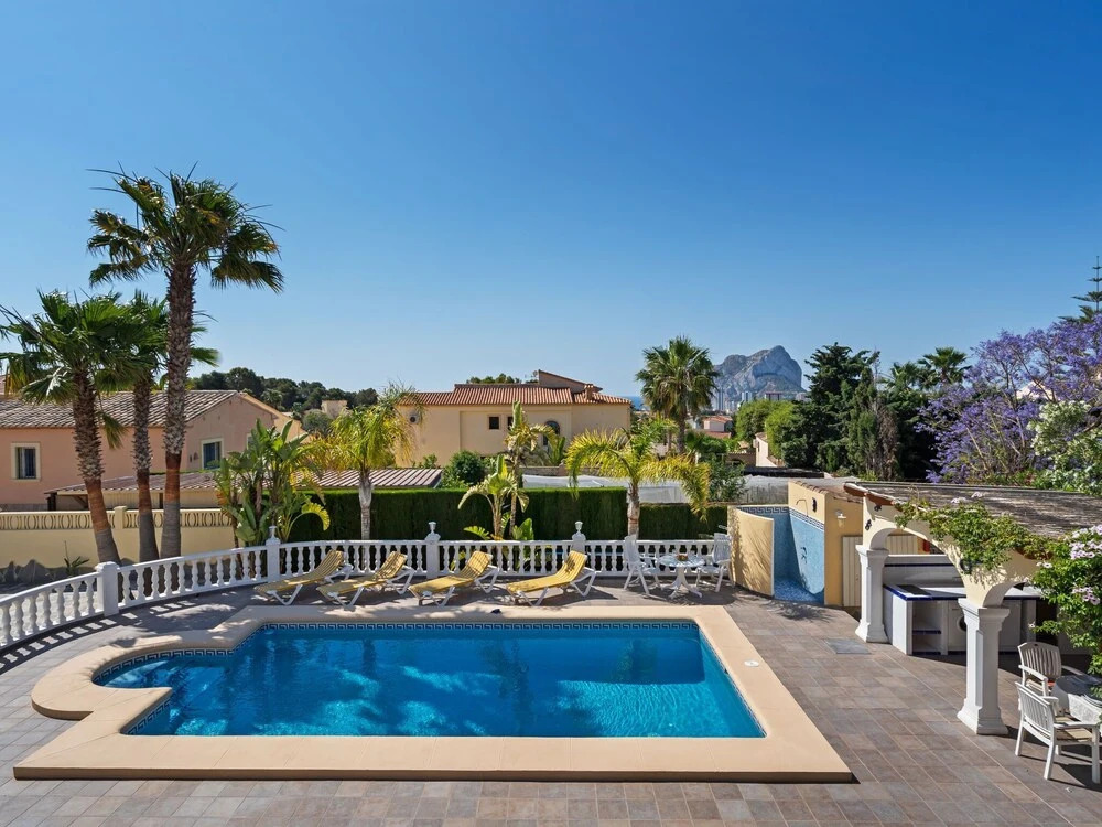 Calpe Pool Villa Near Beach