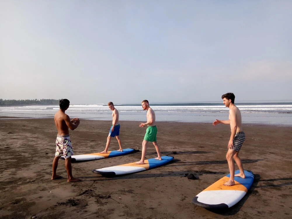 Emir surfcamp