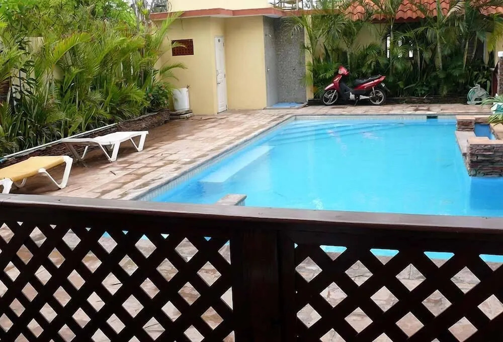 Oasis Apartments