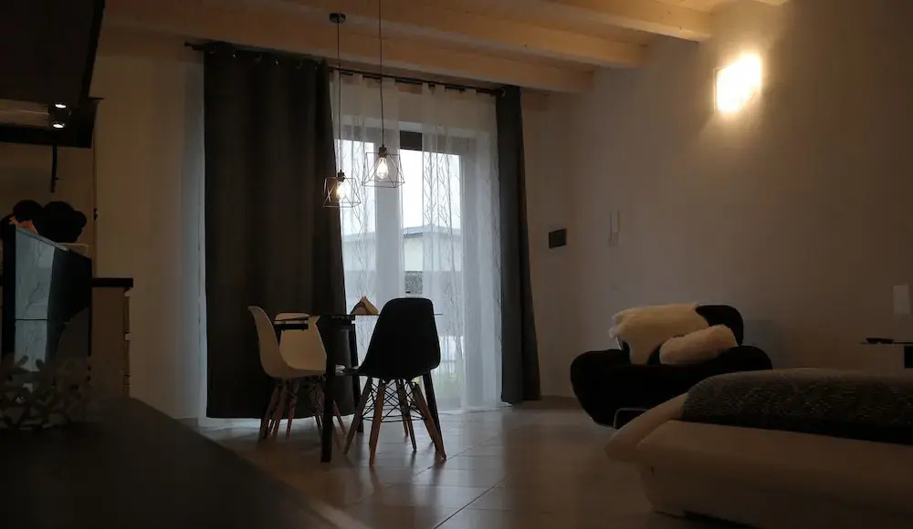 Paradeisos Residence Sas