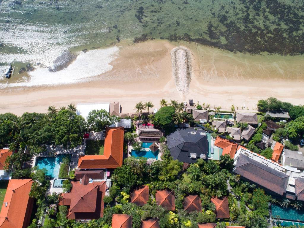 Puri Santrian Beach Resort And Spa