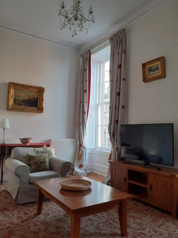 St James Quarter 2 Bed Apartment