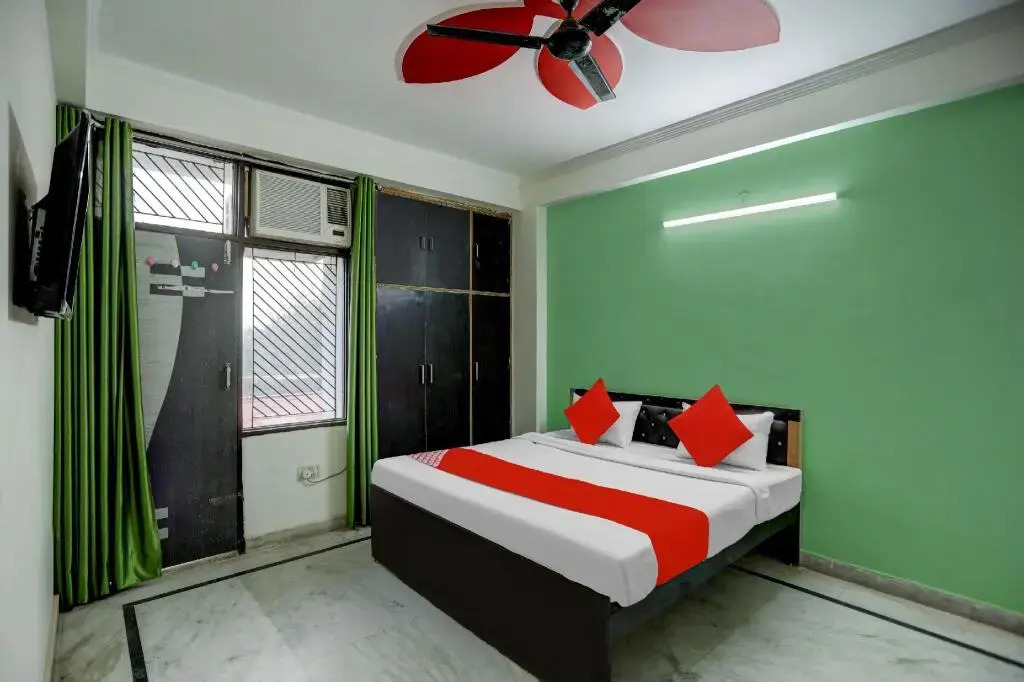 Hotel Sunshine Cave by OYO Rooms