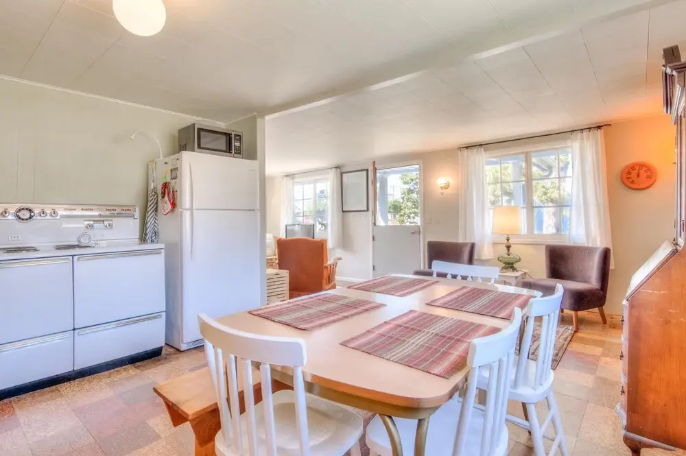 Blue Beach Cottage