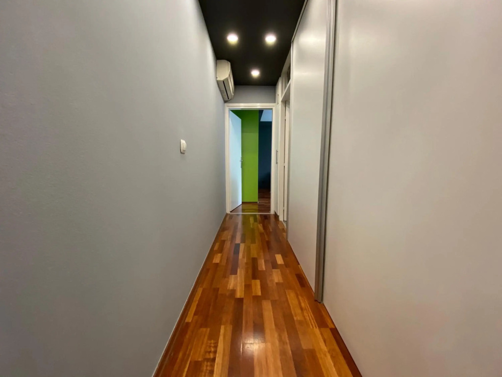 Apartment 8