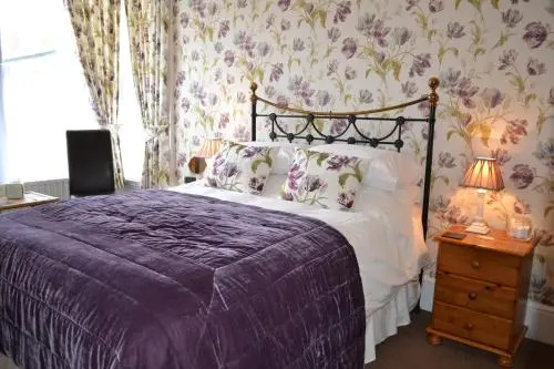 The Moorfield Hotel-Bed and Breakfast