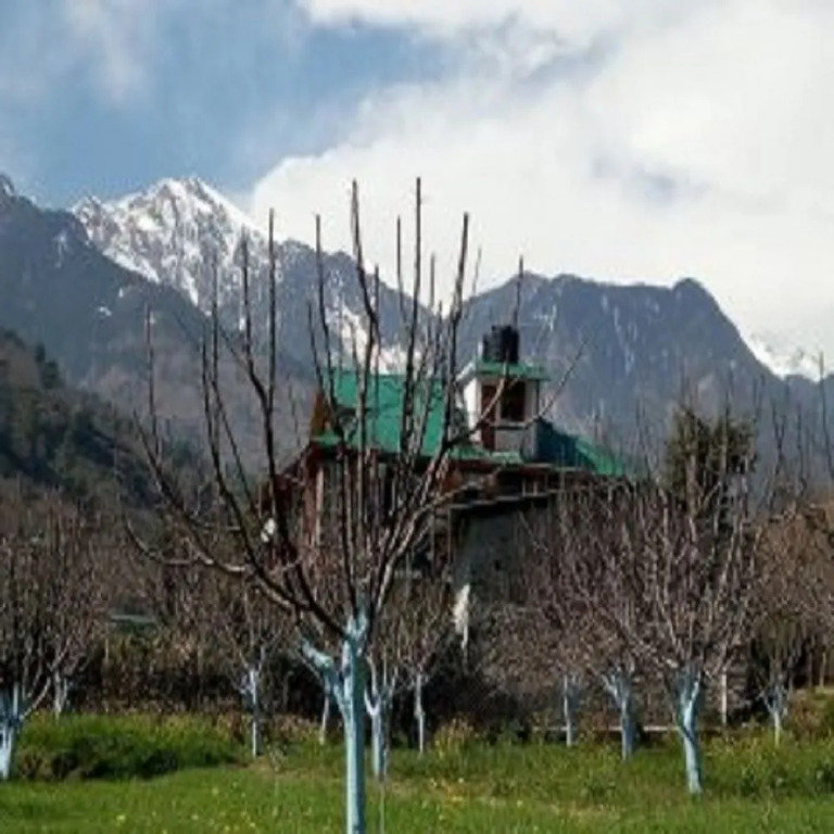 Nirvana Village Retreat
