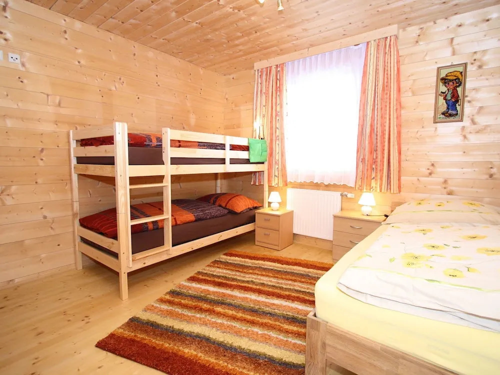 Charming Chalet in Hohentauern near Ski Lift