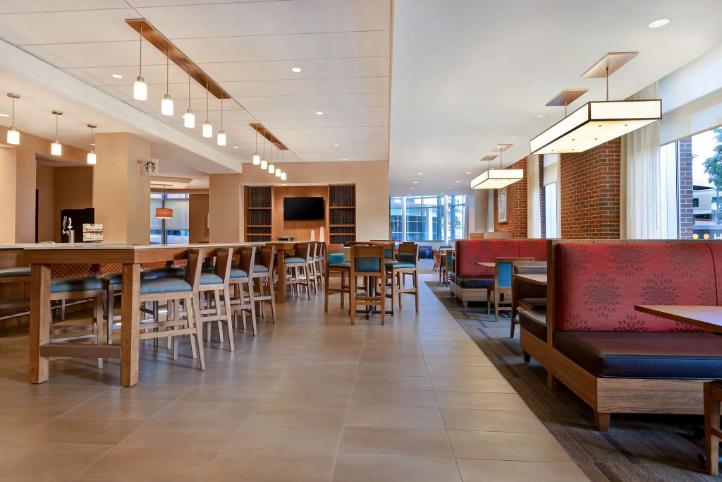 Hyatt Place Bloomington / Normal