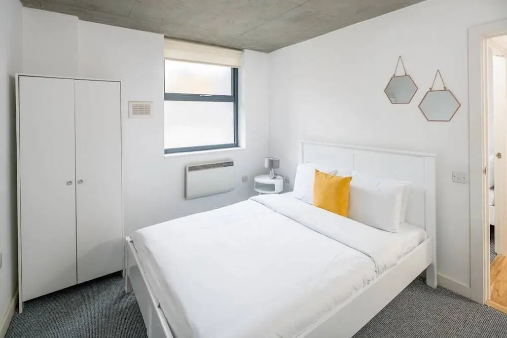 Stylish 3 Bed Flat In Shoreditch - 5 Mins To Tube