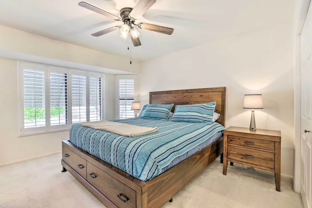 u003c 1 Mi to Golf: Home w/ Screened Porch in Sun City