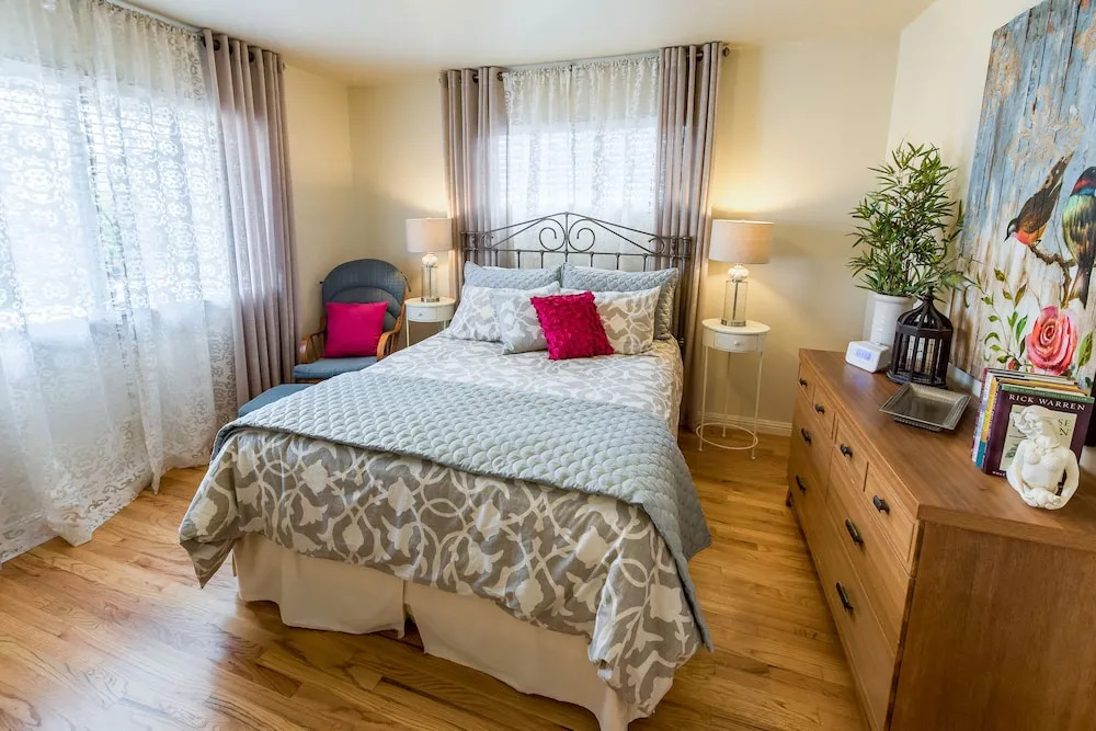 1271 Hillcrest House - 3 Br home by RedAwning