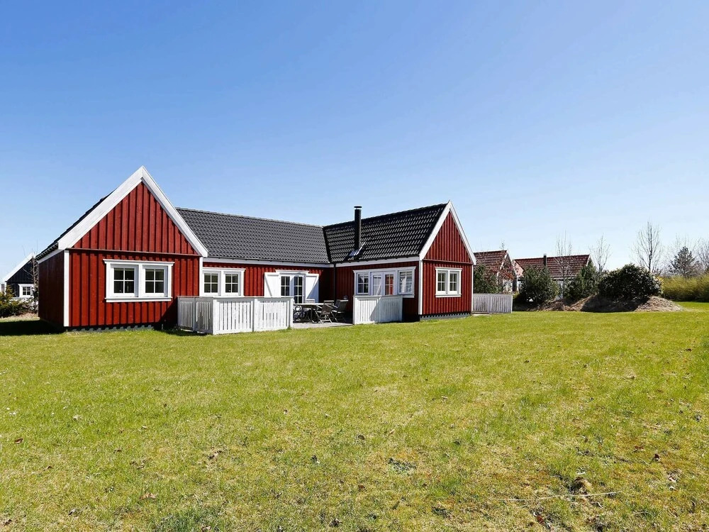 Spacious Holiday Home With Sauna in Vejby