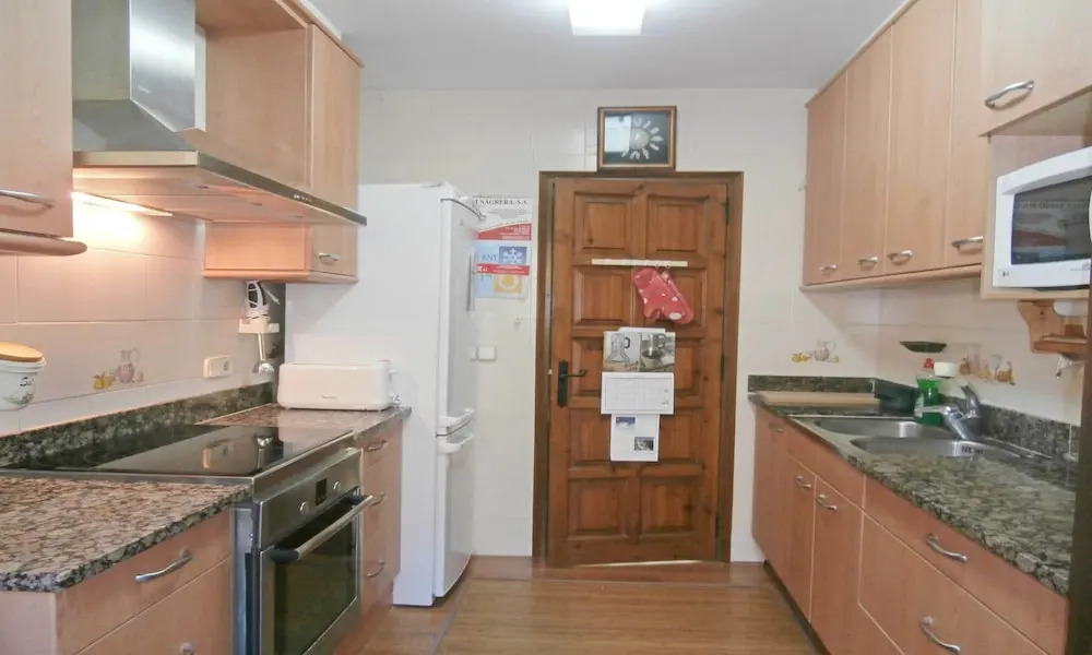 104692 -  House in Tamariu