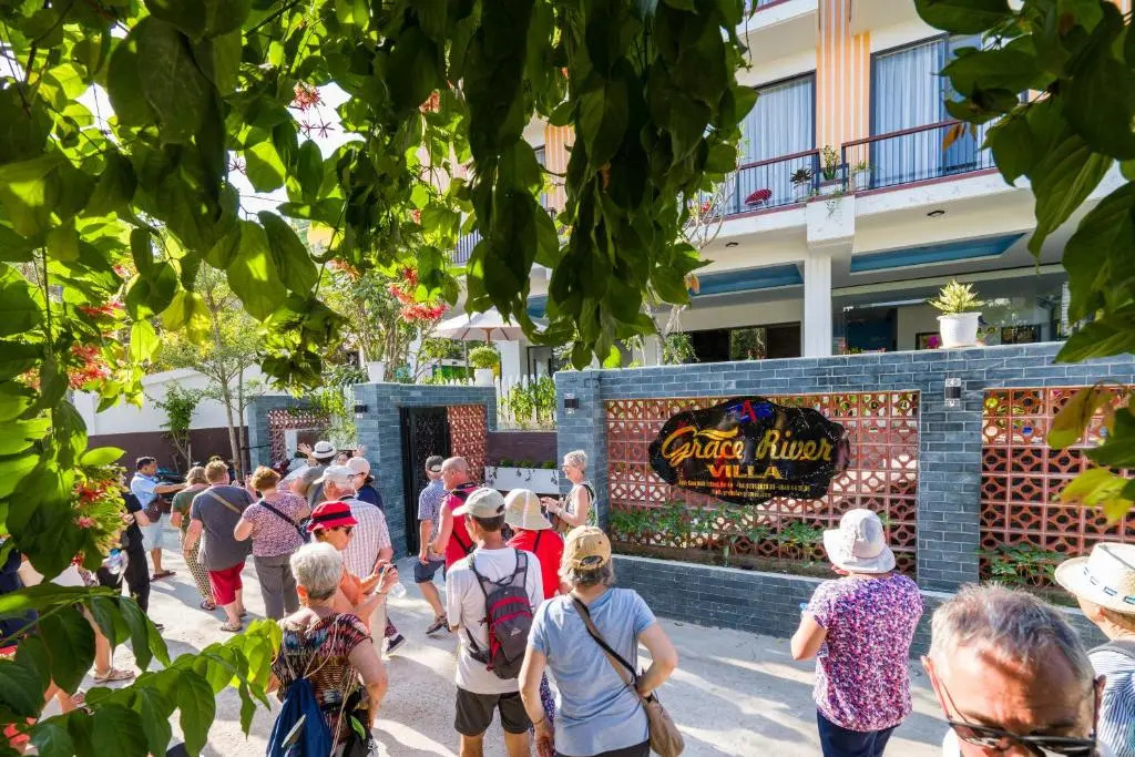 Hoi An Grace River Villa