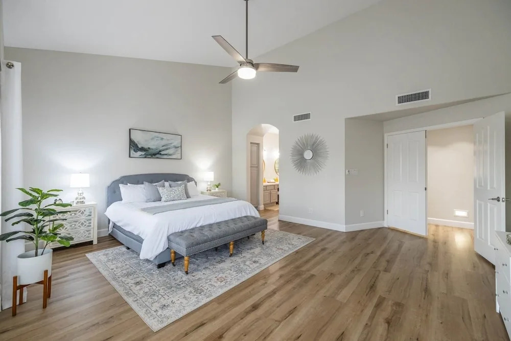 Gilbert Willow Tree 4 Bedroom Home by Redawning