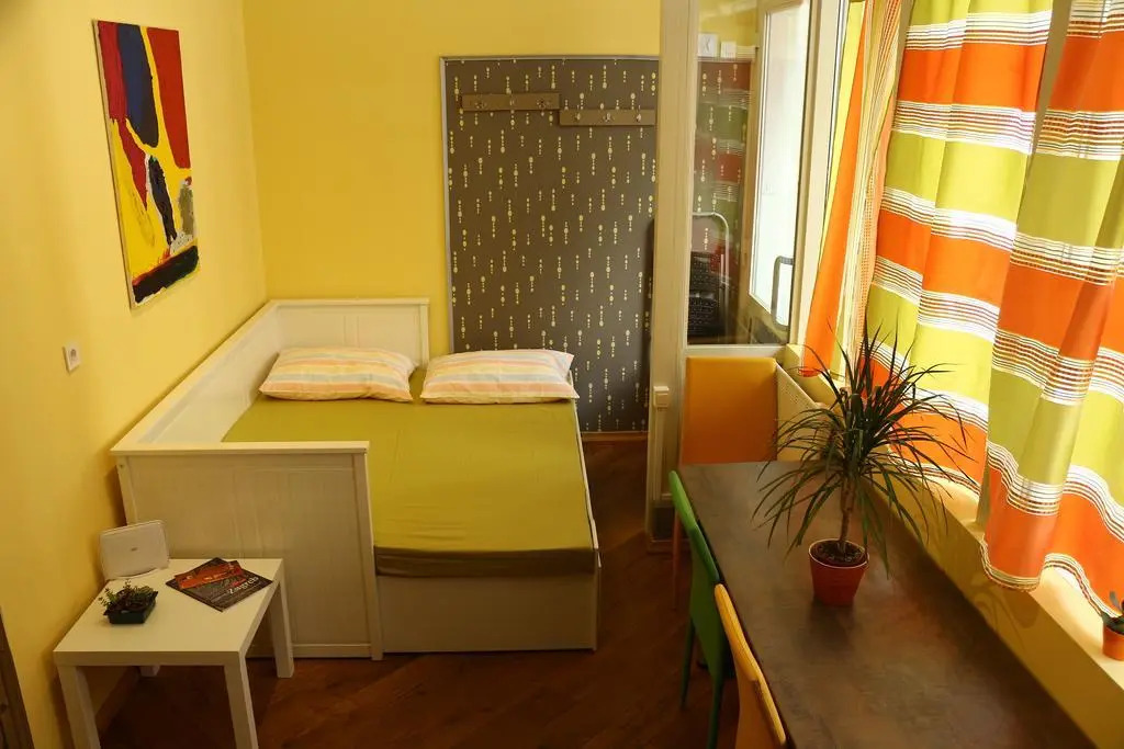 Abi Apartment