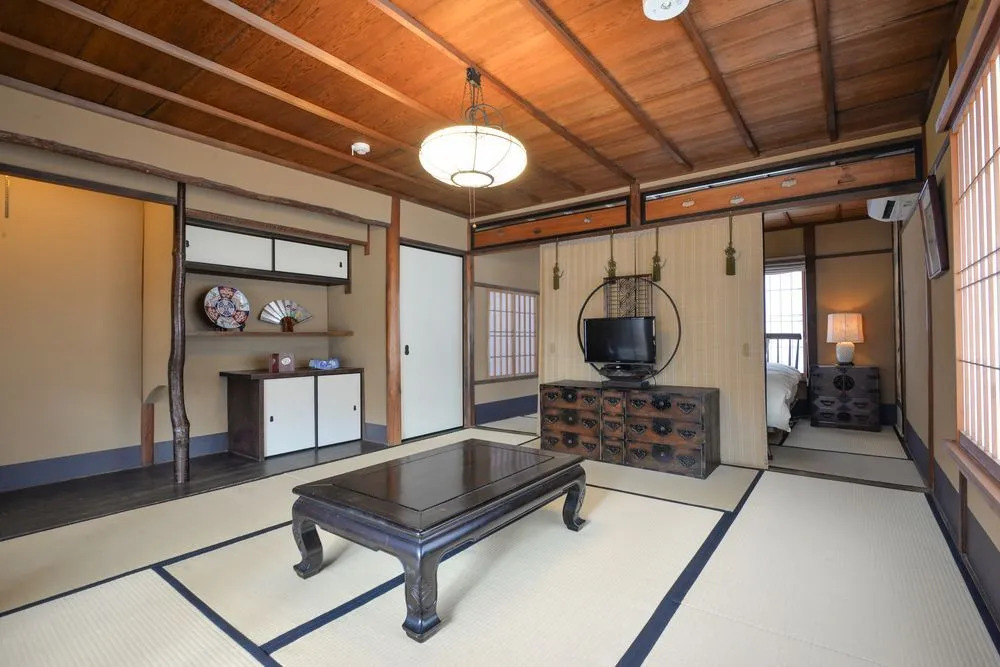 Nishijin Kyo-Machiya SEIRYU-TEI (Old: Nishijin Kyo-Machiya ENRYAKU)