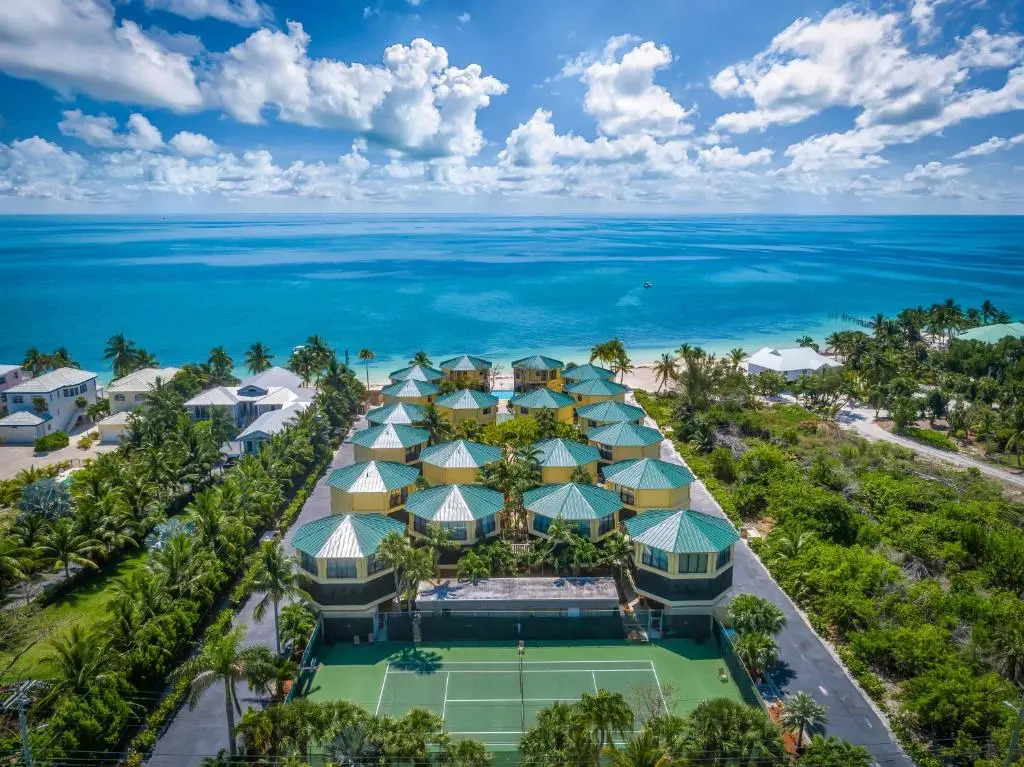 Coco Plum Beach & Tennis Club & Marina