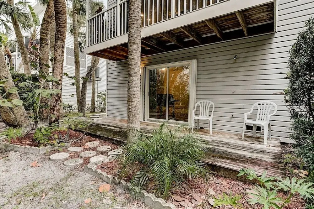 North Beachge No 37 - 3 Br Cabin