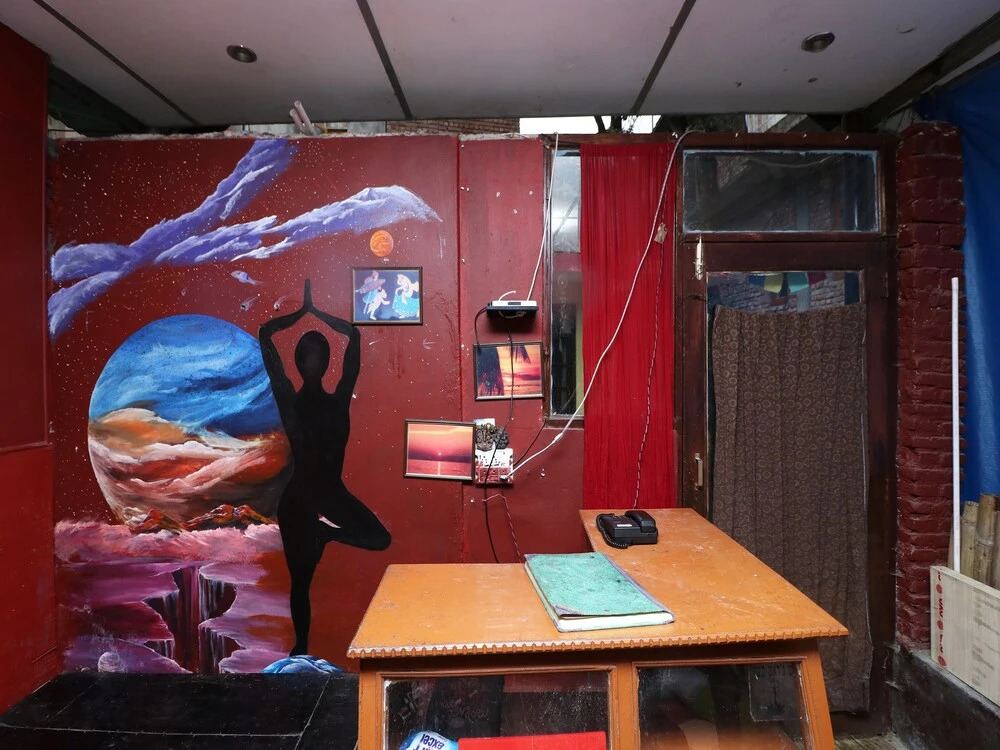 Oyo 29715 Stone Cafe & Rooms