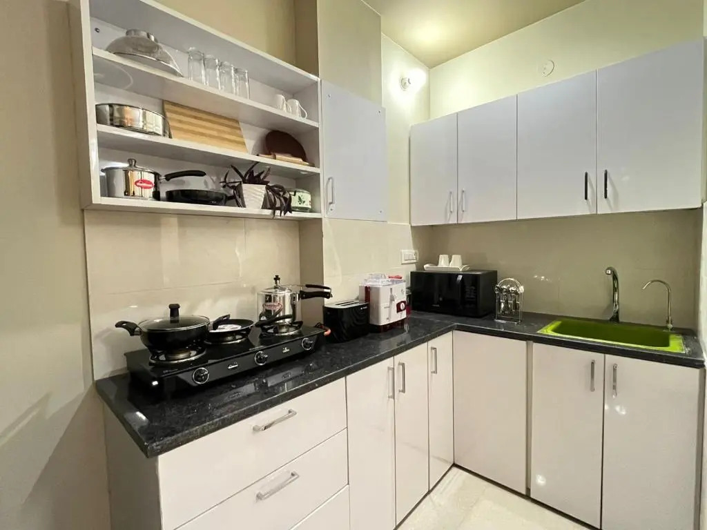 BedChambers Serviced Apartment, Medicity