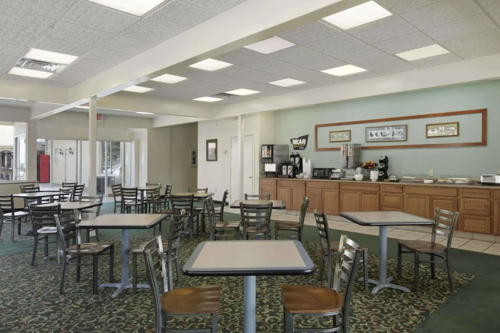 Fairfield by Marriott Port Clinton Waterfront