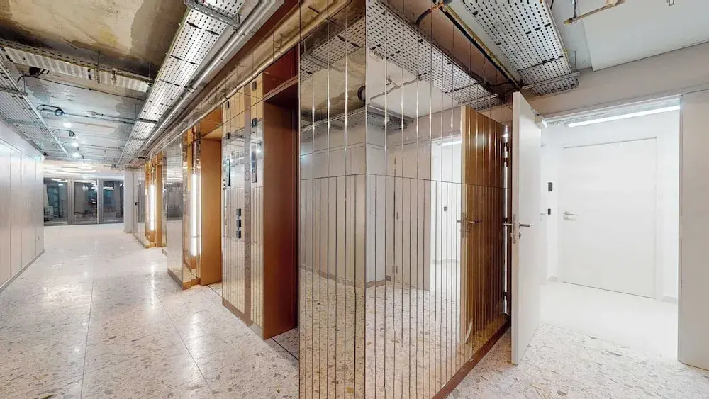 Room 1211 in a Premium Residence- Sport/laundry